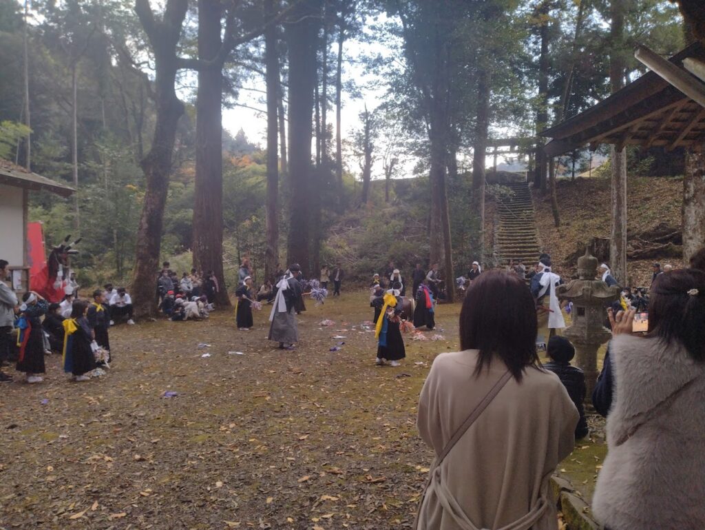 この町全体が1つの宿|四万十町ゲストハウス「Ekimaehouse SAMARU」